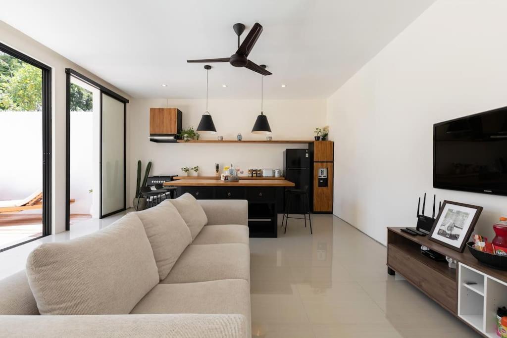 The R Villa Kaba - Incl. Motorbikes Seminyak  Exterior photo
